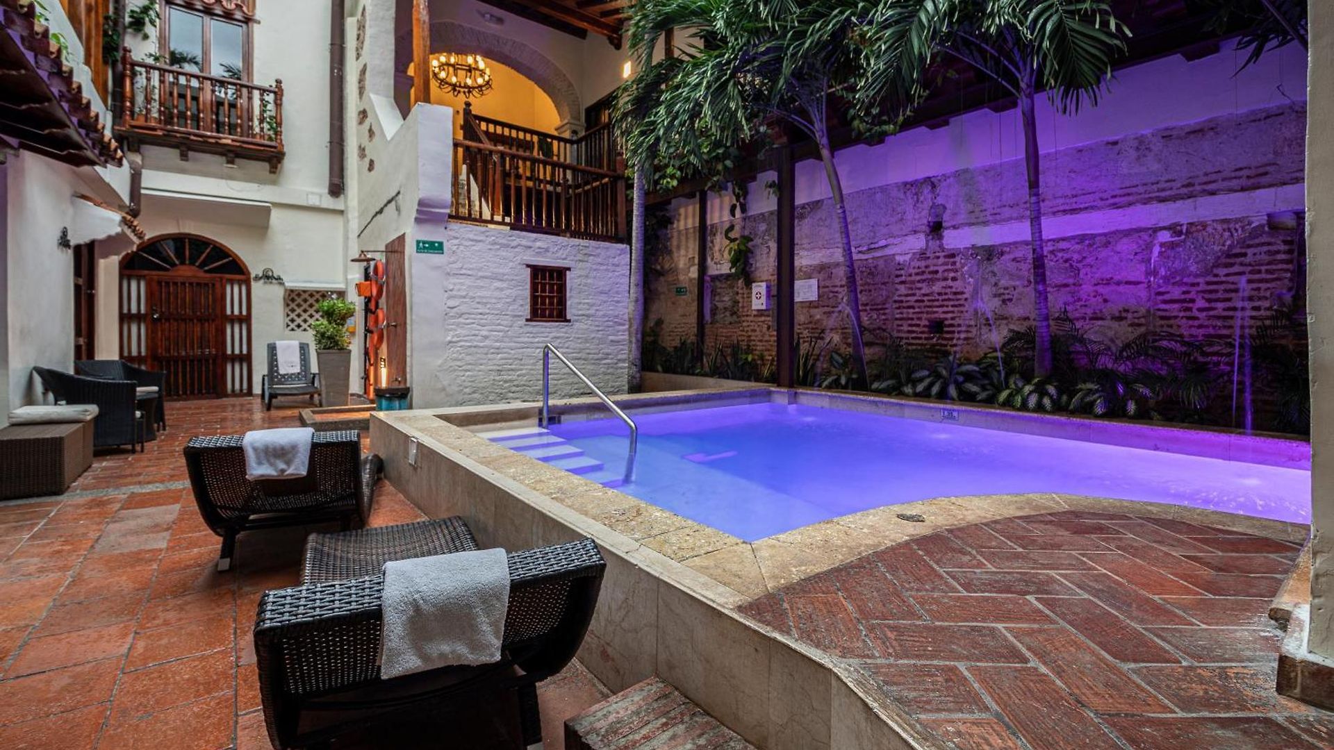 Casa Bugó Centro Histórico Boutique Con Desayuno 4*