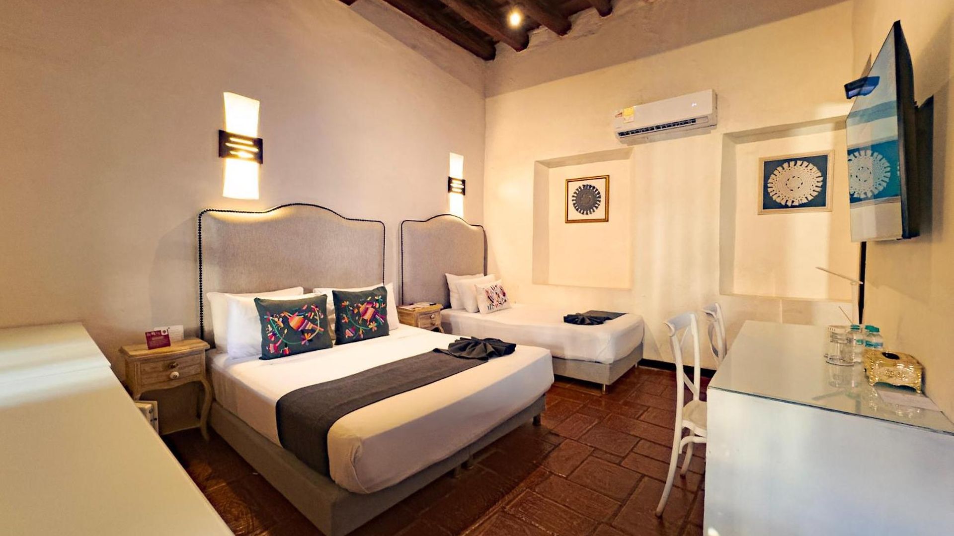 Casa Bugó Centro Histórico Boutique Con Desayuno 4* Cartagena