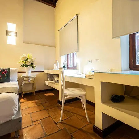 Casa Bugó Centro Histórico Boutique Con Desayuno 4*