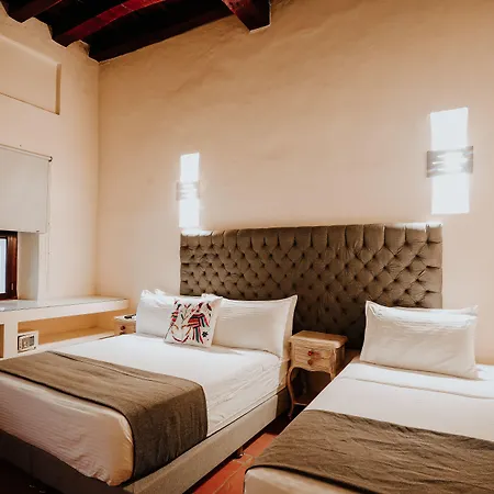 Casa Bugó Centro Histórico Boutique Con Desayuno 4*