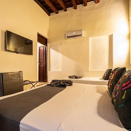 Casa Bugó Centro Histórico Boutique Con Desayuno 4* Cartagena