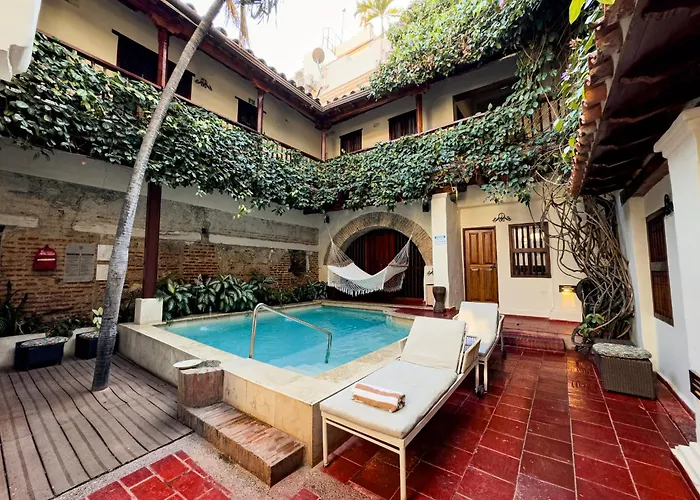 Casa Bugó Centro Histórico Hotel Boutique con Desayuno